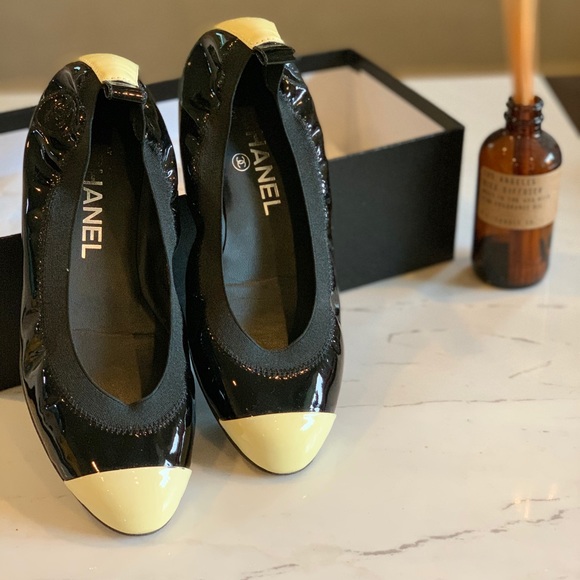 Black Chanel Flats Size 36C - Picture 3 of 4